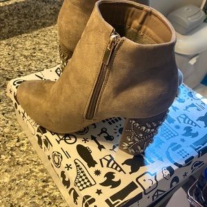 WINTER SALE ‼️ boots/booties 2 for $50 | Taupe Gemstone ankle booties